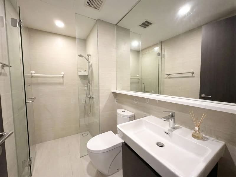 RiverTrees Residences, 21 Fernvale Close, 2 Bedrooms, 829 sqft, Condominium For Sale, by Deane Cui, 500230626 - Bathroom - PropertyGuru.com.sg