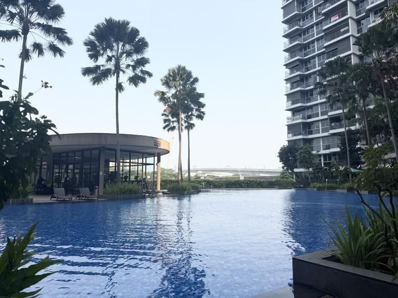 RiverTrees Residences, 21 Fernvale Close, Seletar / Yio Chu Kang, 2 Bedrooms, 829 sqft, Condominium For Sale, by Deane Cui, 500230626 - Pool - PropertyGuru.com.sg
