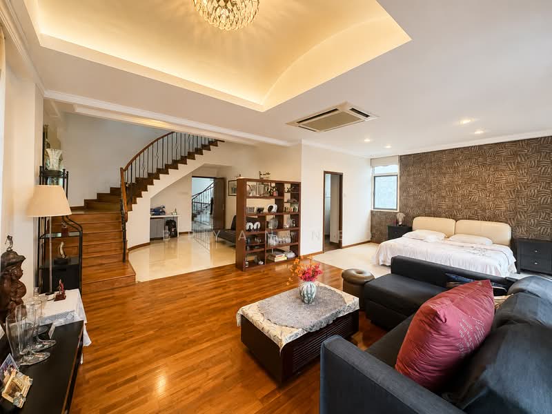 Braddell Heights Estate, 21 Dunsfold Drive, 7 Bedrooms, 7,180 sqft, Bungalow House For Sale, by Bryan Neo, 500230627 - Master Bed Room - PropertyGuru.com.sg