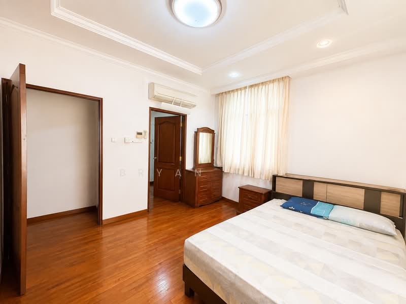 Braddell Heights Estate, 21 Dunsfold Drive, 7 Bedrooms, 7,180 sqft, Bungalow House For Sale, by Bryan Neo, 500230627 - Junior Master 1 - PropertyGuru.com.sg