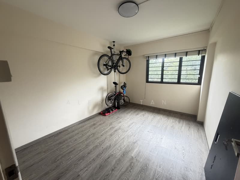 159 Tampines Street 12, 159 Tampines Street 12, Pasir Ris / Tampines, Room Rental, 150 sqft, HDB Flat For Rent, by Alfred Tan, 500230636 - common room 1 - PropertyGuru.com.sg