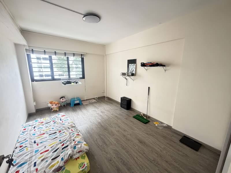 159 Tampines Street 12, 159 Tampines Street 12, Pasir Ris / Tampines, Room Rental, 150 sqft, HDB Flat For Rent, by Alfred Tan, 500230636 - common room 2 - PropertyGuru.com.sg