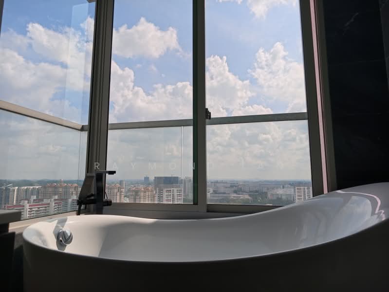 Bishan Point, 61 Bright Hill Drive, 3 Bedrooms, 1,270 sqft, Condominium For Sale, by Raymond Tan, 500230645 - Bathroom - PropertyGuru.com.sg