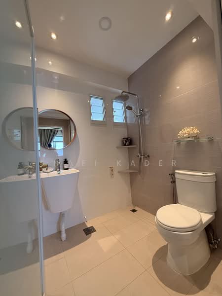 627B Tampines Street 61, 627B Tampines Street 61, Pasir Ris / Tampines, 3 Bedrooms, 1,033 sqft, HDB Flat For Sale, by Shafi Kader, 500230648 - Common Bathroom - PropertyGuru.com.sg
