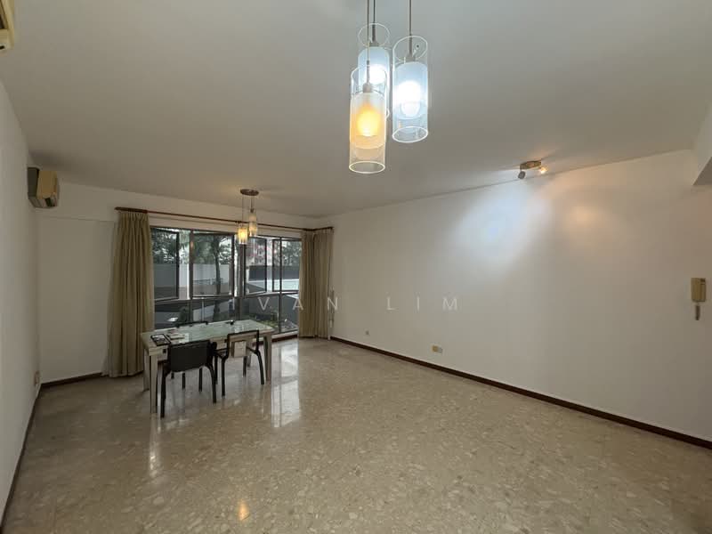 The Florida, 78 Hougang Avenue 7, 3 Bedrooms, 1,227 sqft, Condominium For Sale, by Ivan Lim, 500230650 - Living Room - PropertyGuru.com.sg