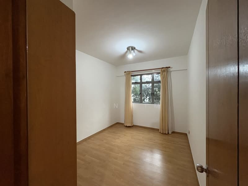 The Florida, 78 Hougang Avenue 7, 3 Bedrooms, 1,227 sqft, Condominium For Sale, by Ivan Lim, 500230650 - Bedroom - PropertyGuru.com.sg
