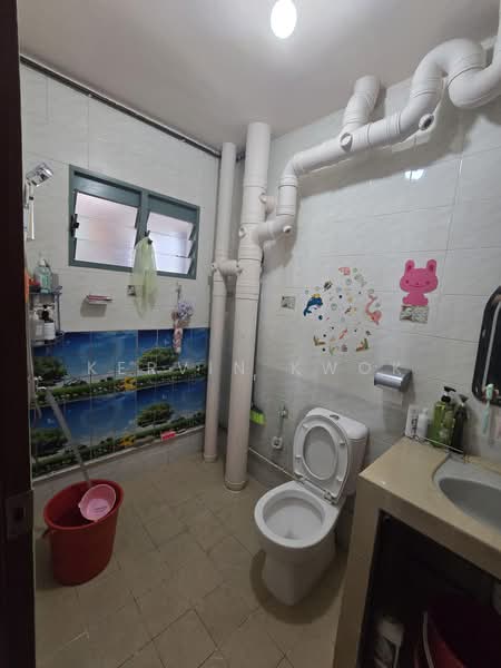 464 Choa Chu Kang Avenue 4, 464 Choa Chu Kang Avenue 4, Dairy Farm / Bukit Panjang / Choa Chu Kang, Room Rental, 120 sqft, HDB Flat For Rent, by Kervin Kwok, 500230652 - Bathroom - PropertyGuru.com.sg