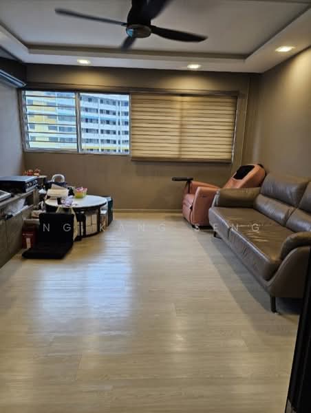 539 Ang Mo Kio Avenue 10, 539 Ang Mo Kio Avenue 10, Room Rental, 120 sqft, HDB Flat For Rent, by Ng Kang Seng, 500230654 - Living Room - PropertyGuru.com.sg