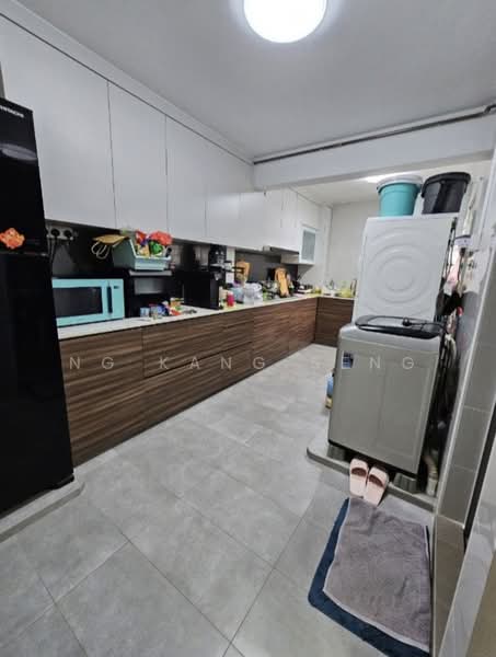 539 Ang Mo Kio Avenue 10, 539 Ang Mo Kio Avenue 10, Room Rental, 120 sqft, HDB Flat For Rent, by Ng Kang Seng, 500230654 - Kitchen - PropertyGuru.com.sg