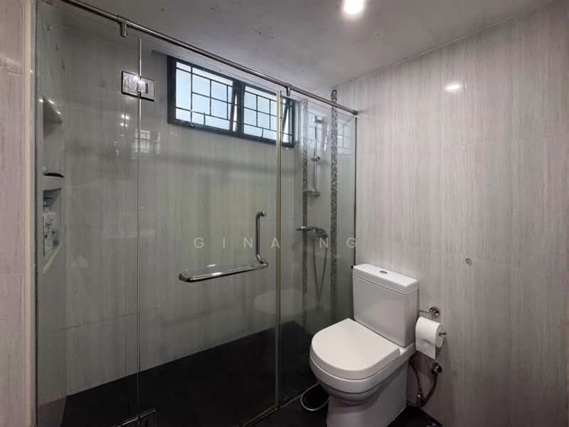 Parc Palais, 47 Hume Avenue, Clementi Park / Upper Bukit Timah, 3 Bedrooms, 1,087 sqft, Condominium For Sale, by Gina Ng, 500230667 - Bathroom - PropertyGuru.com.sg