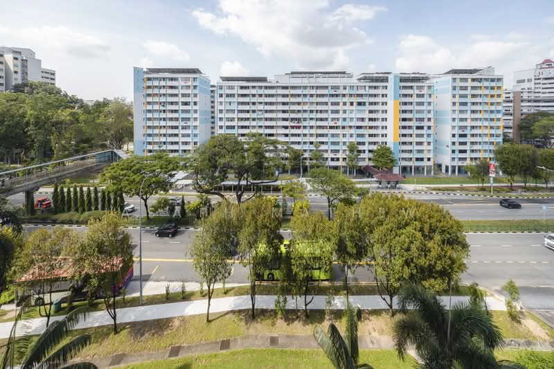 230 Serangoon Avenue 4, 230 Serangoon Avenue 4, 2 Bedrooms, 721 sqft, HDB Flat For Sale, by Asaph Mathew, 500230671 - Exterior - PropertyGuru.com.sg