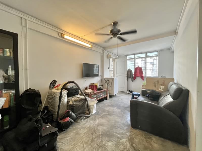 408 Tampines Street 41, 408 Tampines Street 41, 2 Bedrooms, 743 sqft, HDB Flat For Sale, by Kenneth Yeo, 500230673 - Living Room - PropertyGuru.com.sg
