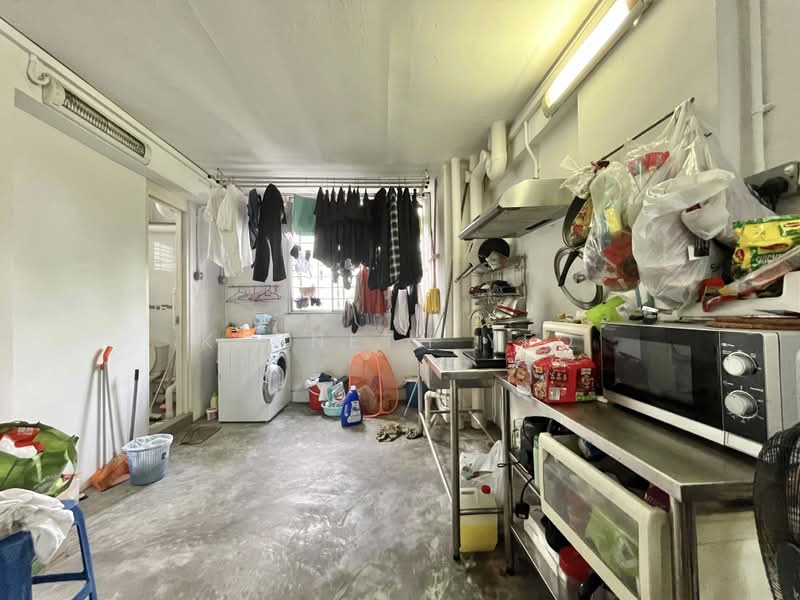 408 Tampines Street 41, 408 Tampines Street 41, 2 Bedrooms, 743 sqft, HDB Flat For Sale, by Kenneth Yeo, 500230673 - Kitchen - PropertyGuru.com.sg