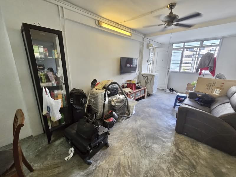 408 Tampines Street 41, 408 Tampines Street 41, 2 Bedrooms, 743 sqft, HDB Flat For Sale, by Kenneth Yeo, 500230673 - Living Room - PropertyGuru.com.sg