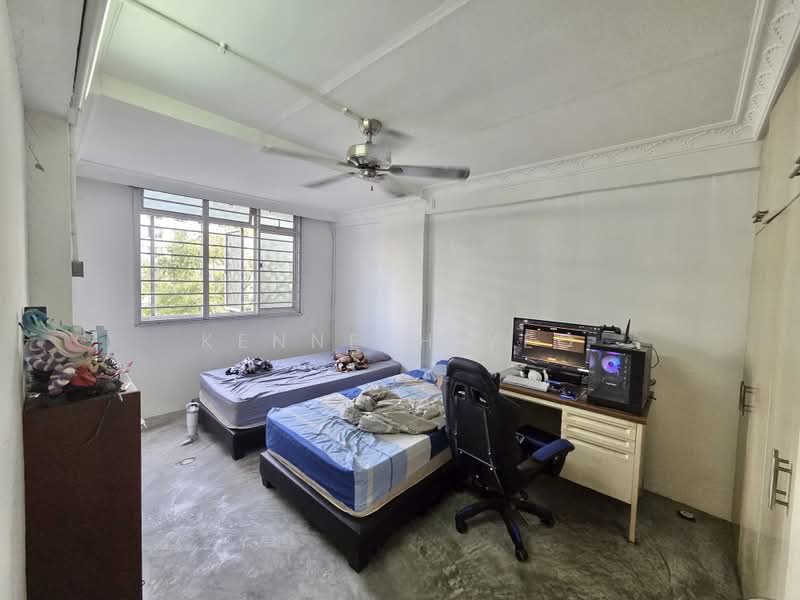 408 Tampines Street 41, 408 Tampines Street 41, 2 Bedrooms, 743 sqft, HDB Flat For Sale, by Kenneth Yeo, 500230673 - Bedroom - PropertyGuru.com.sg