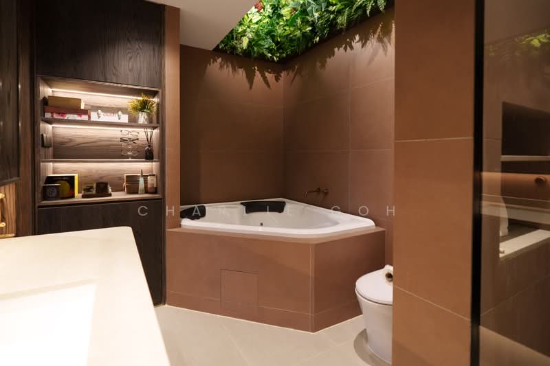 Highland Centre, 22 Yio Chu Kang Road, 3 Bedrooms, 1,765 sqft, Apartment For Sale, by Charlie Goh, 500230676 - Bathroom - PropertyGuru.com.sg