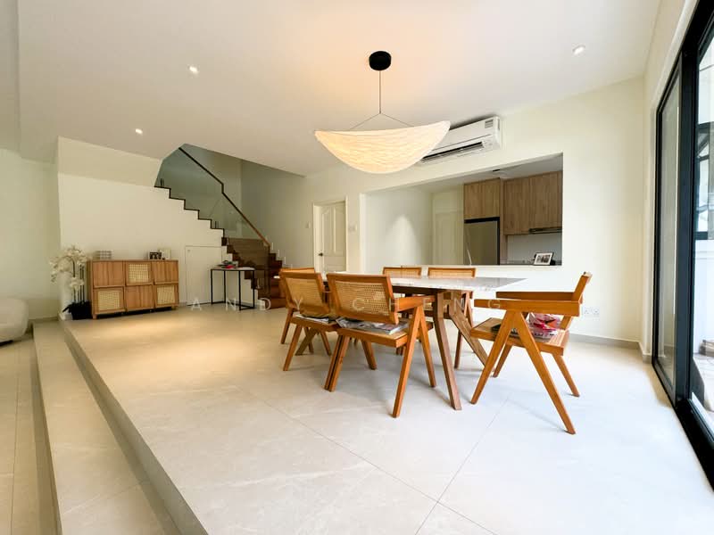 Serangoon Garden | Corner Terrace | Cosy Resort Concept Home With Pool, Braemar Drive / Brockhampton Drive / Borthwick Drive, 5 Bedrooms, 4,500 sqft, Corner Terrace For Sale, by Andy Cheng, 500230685 - Dining Room - PropertyGuru.com.sg