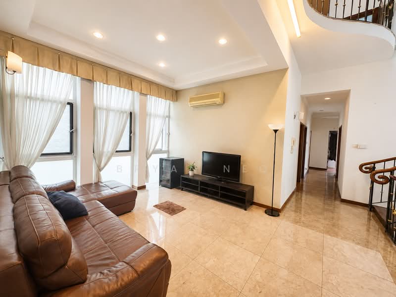 RARE Priced Attractively Elevated Detached in Braddell Heights, , 7 Bedrooms, 7,180 sqft, Bungalow House For Sale, by Bryan Neo, 500230688 - Family Area - PropertyGuru.com.sg