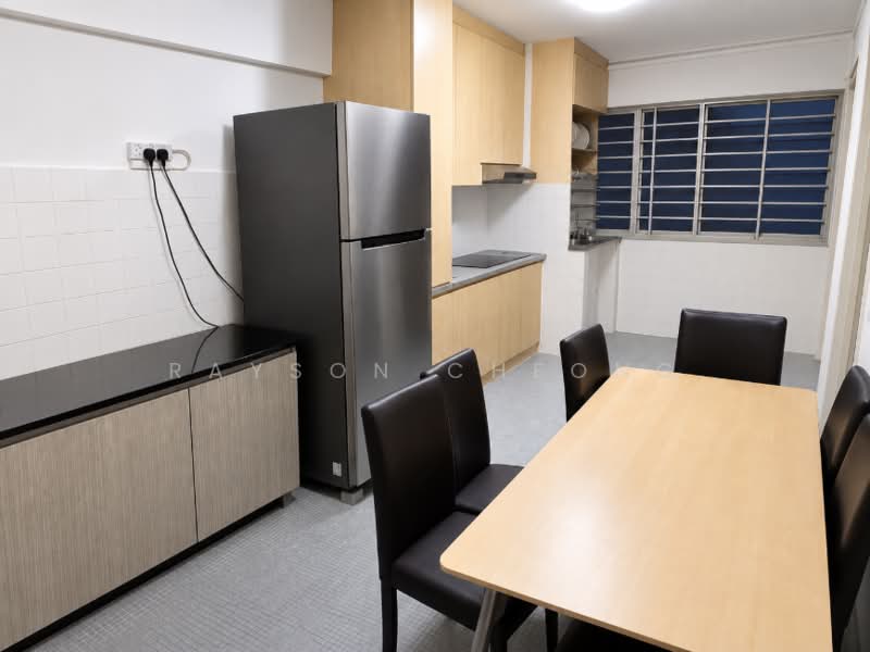 233 Ang Mo Kio Avenue 3, 233 Ang Mo Kio Avenue 3, 2 Bedrooms, 721 sqft, HDB Flat For Sale, by Rayson Cheong, 500230700 - Kitchen - PropertyGuru.com.sg