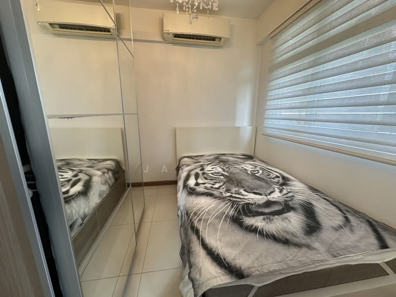 451A Bukit Batok West Avenue 6, 451A Bukit Batok West Avenue 6, 1 Bedroom, 400 sqft, HDB Flat For Rent, by Jay Ng, 500230702 - Bedroom - PropertyGuru.com.sg
