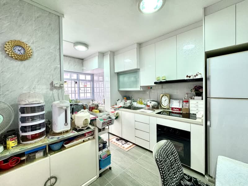 337 Jurong East Avenue 1, 337 Jurong East Avenue 1, 4 Bedrooms, 1,582 sqft, HDB Flat For Sale, by Jeffri Lim, 林冠名, 500230709 - Kitchen - PropertyGuru.com.sg