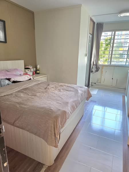 820 Yishun Street 81, 820 Yishun Street 81, Sembawang / Yishun, 3 Bedrooms, 1,302 sqft, HDB Flat For Sale, by Rayson Cheong, 500230711 - Bedroom - PropertyGuru.com.sg
