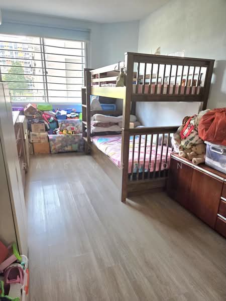 820 Yishun Street 81, 820 Yishun Street 81, Sembawang / Yishun, 3 Bedrooms, 1,302 sqft, HDB Flat For Sale, by Rayson Cheong, 500230711 - Bedroom - PropertyGuru.com.sg