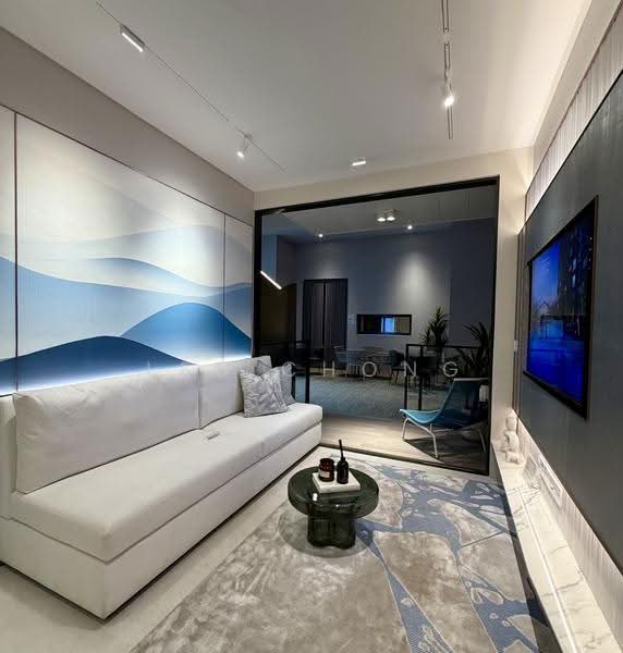 Lucerne Grand, Lakeside Drive, Boon Lay / Jurong / Tuas, 2 Bedrooms, 624 sqft, Condominium For Sale, by Lee Chong, 500230713 - Living Room - PropertyGuru.com.sg