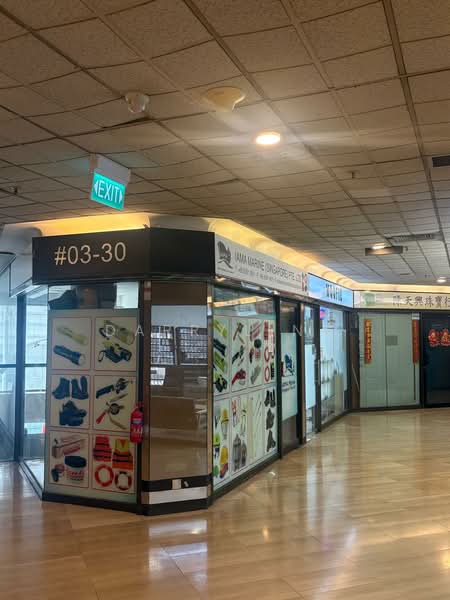 Golden Landmark, 390 Victoria Street, Beach Road / Bugis / Rochor, 350 sqft, Mall Shop For Rent, by Darryl Ng, 500230717 - CommercialGuru.com.sg