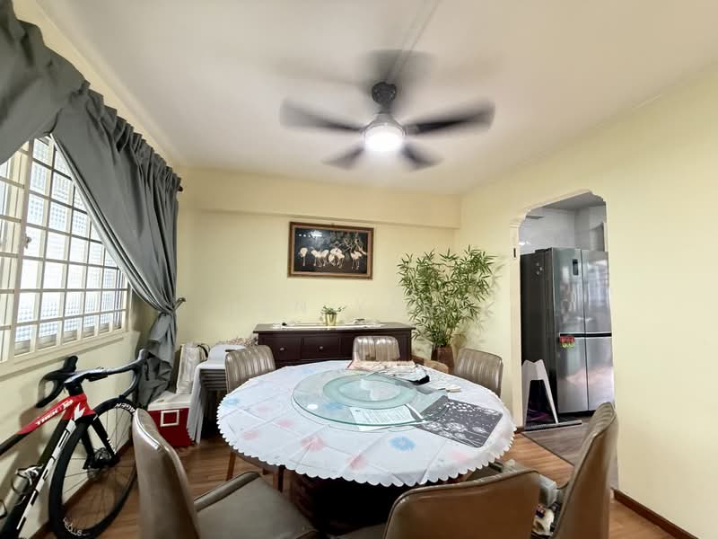 454 Pasir Ris Drive 6, 454 Pasir Ris Drive 6, 3 Bedrooms, 1,572 sqft, HDB Flat For Sale, by Han Yang, 500230724 - Dining Room - PropertyGuru.com.sg