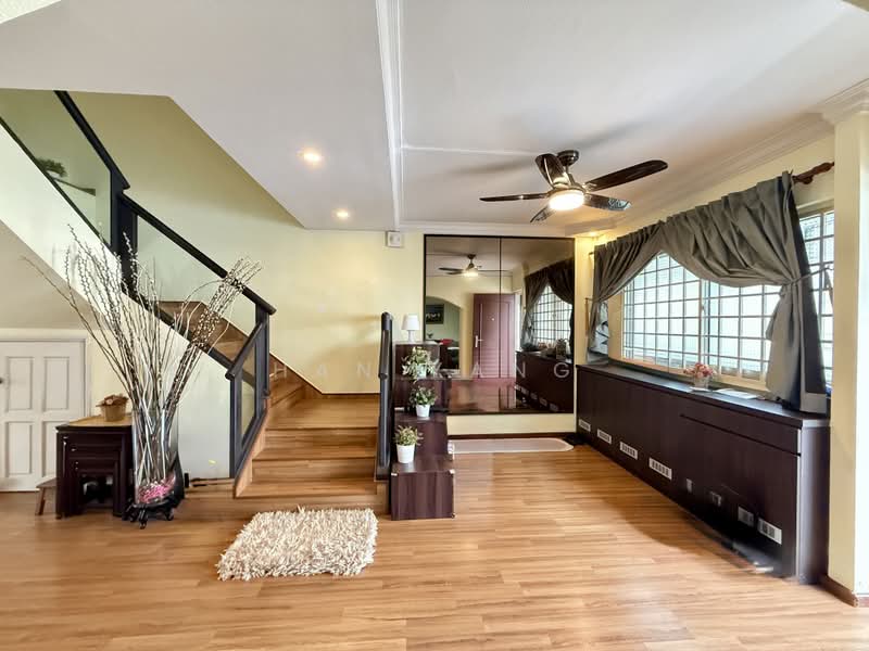 454 Pasir Ris Drive 6, 454 Pasir Ris Drive 6, 3 Bedrooms, 1,572 sqft, HDB Flat For Sale, by Han Yang, 500230724 - Living Room - PropertyGuru.com.sg