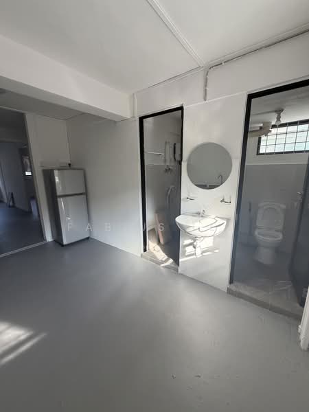 45 Sims Drive, 45 Sims Drive, 2 Bedrooms, 737 sqft, HDB Flat For Rent, by Fabius Lee, 500230727 - Bathroom - PropertyGuru.com.sg