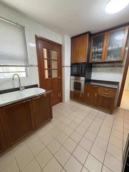 Aspen Heights, 261 River Valley Road, 3 Bedrooms, 1,615 sqft, Condominium For Rent, by Fabius Lee, 500230734 - Kitchen - PropertyGuru.com.sg
