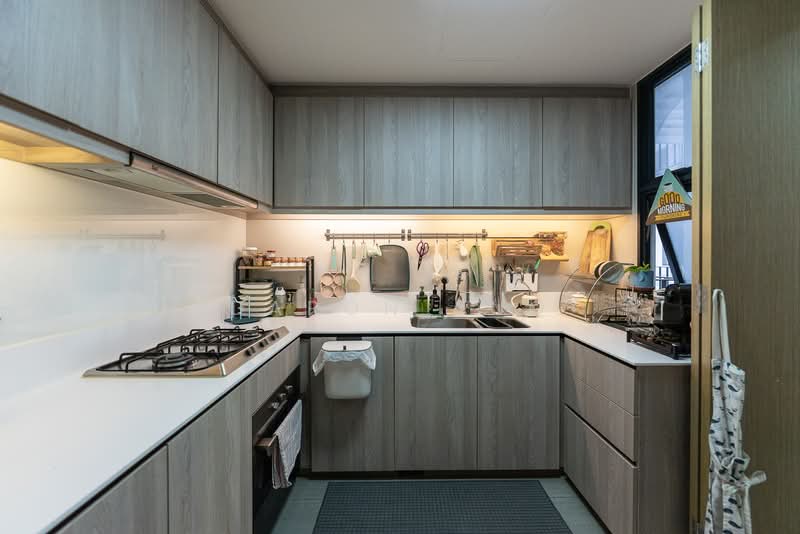 Westwood Residences EC, 194 Westwood Avenue, 4 Bedrooms, 1,152 sqft, Condominium For Sale, by Daron Ang, 500230759 - Kitchen - PropertyGuru.com.sg