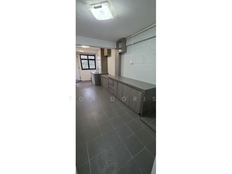 15 Bedok South Road, 15 Bedok South Road, 3 Bedrooms, 915 sqft, HDB Flat For Sale, by Toh Doris, 500230761 - Kitchen - PropertyGuru.com.sg