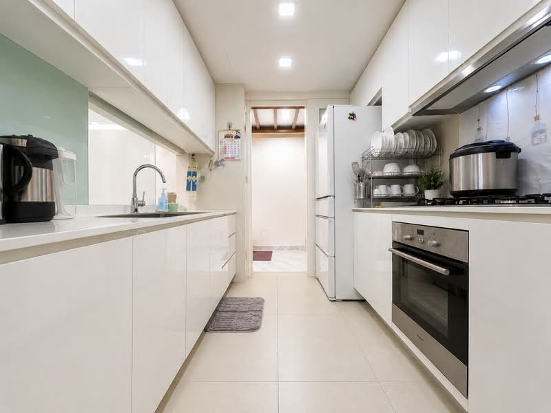 Bedok Residences, 14 Bedok North Drive, 4 Bedrooms, 1,507 sqft, Condominium For Sale, by Cedric Chan, 500230774 - Kitchen - PropertyGuru.com.sg