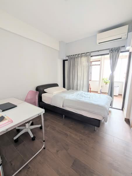People's Park Complex, 1 Park Road, Room Rental, 150 sqft, Apartment For Rent, by Wee Ming Hao, 500230775 - Bedroom - PropertyGuru.com.sg