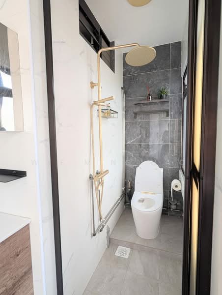 People's Park Complex, 1 Park Road, Room Rental, 150 sqft, Apartment For Rent, by Wee Ming Hao, 500230775 - Bathroom - PropertyGuru.com.sg