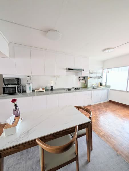 People's Park Complex, 1 Park Road, Room Rental, 150 sqft, Apartment For Rent, by Wee Ming Hao, 500230775 - Kitchen - PropertyGuru.com.sg