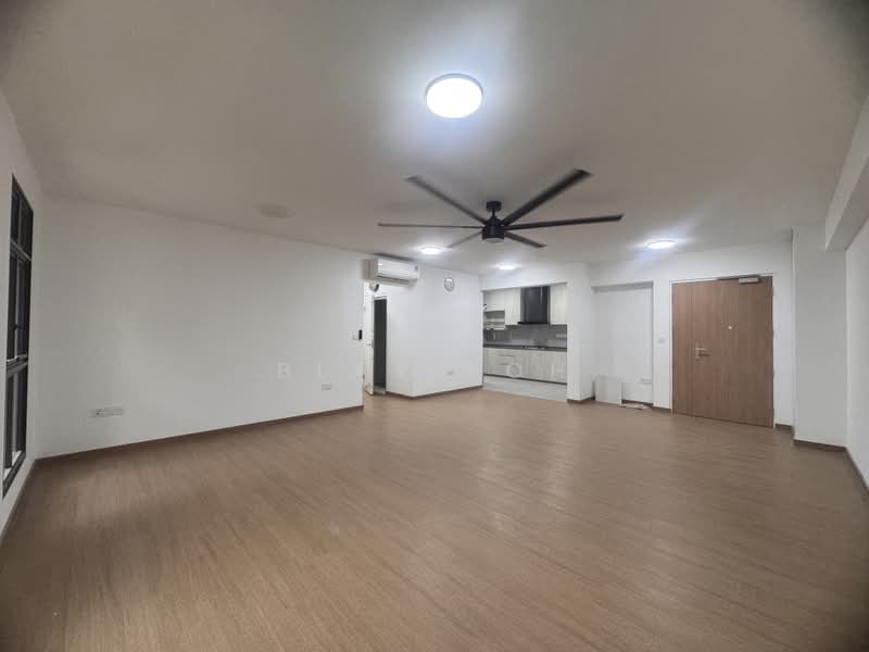 932 Tampines Street 91, 932 Tampines Street 91, 3 Bedrooms, 1,216 sqft, HDB Flat For Rent, by Blay Koh, 500230777 - Living Room - PropertyGuru.com.sg