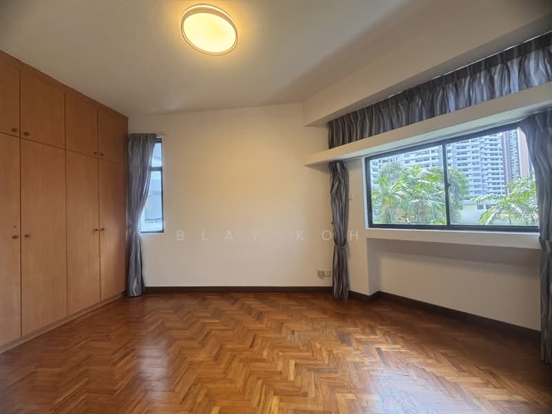 Mandarin Gardens, 5 Siglap Road, 2 Bedrooms, 1,001 sqft, Condominium For Sale, by Blay Koh, 500230786 - Bedroom - PropertyGuru.com.sg