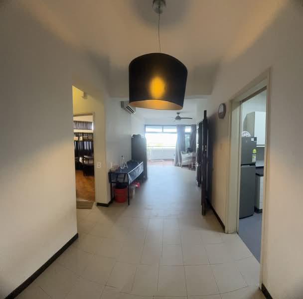 Mandarin Gardens, 5 Siglap Road, 2 Bedrooms, 1,001 sqft, Condominium For Sale, by Blay Koh, 500230786 - Corridor - PropertyGuru.com.sg