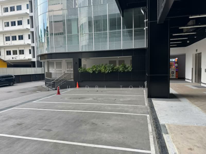 3 mins walk to MRT 10 mins drive to CBD, , 7,743 sqft, Business / Science Park For Rent, by Auldri Toh, 500230799 - loading bays - CommercialGuru.com.sg