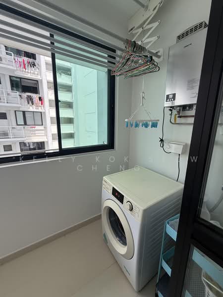 420C Northshore Drive, 420C Northshore Drive, 4 Bedrooms, 1,216 sqft, HDB Flat For Rent, by Kelly Kok Seow Cheng, 500230804 - Balcony - PropertyGuru.com.sg