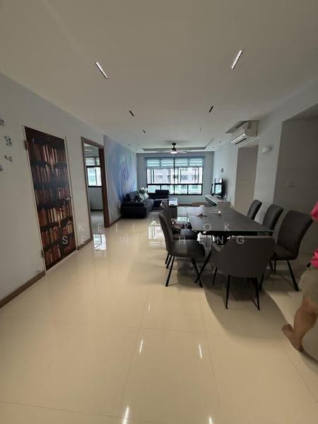 420C Northshore Drive, 420C Northshore Drive, Hougang / Punggol / Sengkang, 3 Bedrooms, 1,216 sqft, HDB Flat For Rent, by Kelly Kok Seow Cheng, 500230804 - Living Room - PropertyGuru.com.sg