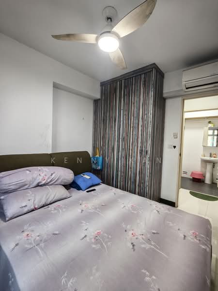 561A Jurong West Street 42, 561A Jurong West Street 42, 3 Bedrooms, 1,001 sqft, HDB Flat For Sale, by Kenny Kan, 500230817 - Bedroom - PropertyGuru.com.sg