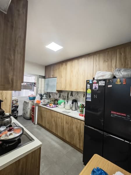 561A Jurong West Street 42, 561A Jurong West Street 42, 3 Bedrooms, 1,001 sqft, HDB Flat For Sale, by Kenny Kan, 500230817 - Kitchen - PropertyGuru.com.sg