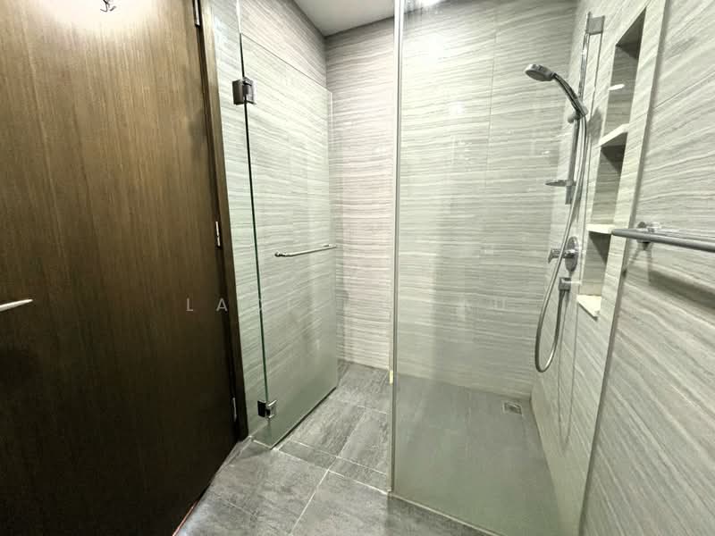 Riverbank at Fernvale, Sengkang West Way/Fernvale, 3 Bedrooms, 1,044 sqft, Condominium For Rent, by Lacilia Lau, 500230821 - Bathroom - PropertyGuru.com.sg