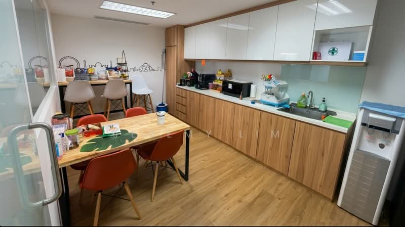 Suntec City Tower, 6 Temasek Boulevard, 3,079 sqft, Office For Rent, by Jeremy Lim, 500230842 - Kitchen - CommercialGuru.com.sg