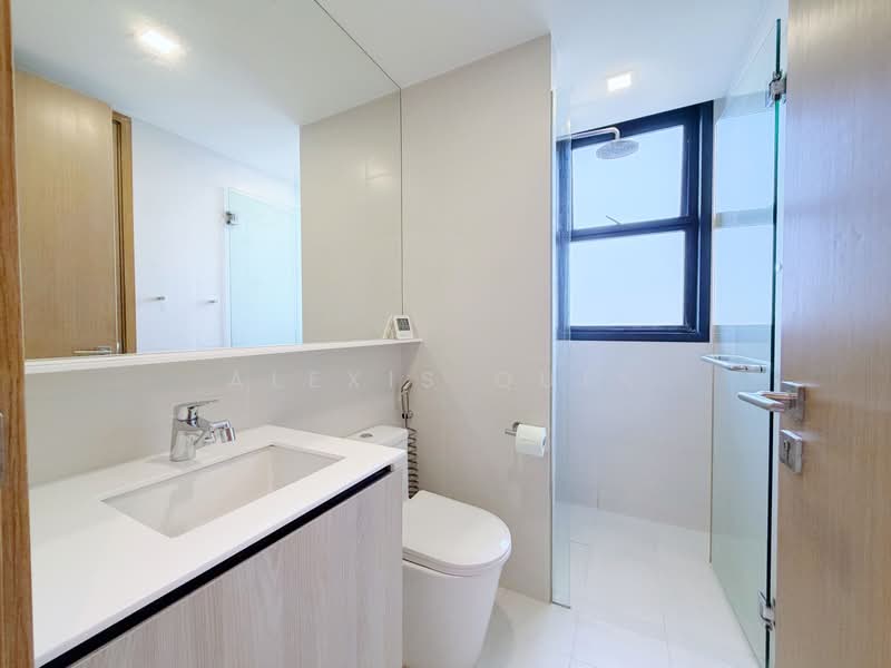 Westwood Residences EC, 194 Westwood Avenue, 4 Bedrooms, 1,238 sqft, Condominium For Sale, by Alexis Quek, 500230859 - Bathroom - PropertyGuru.com.sg